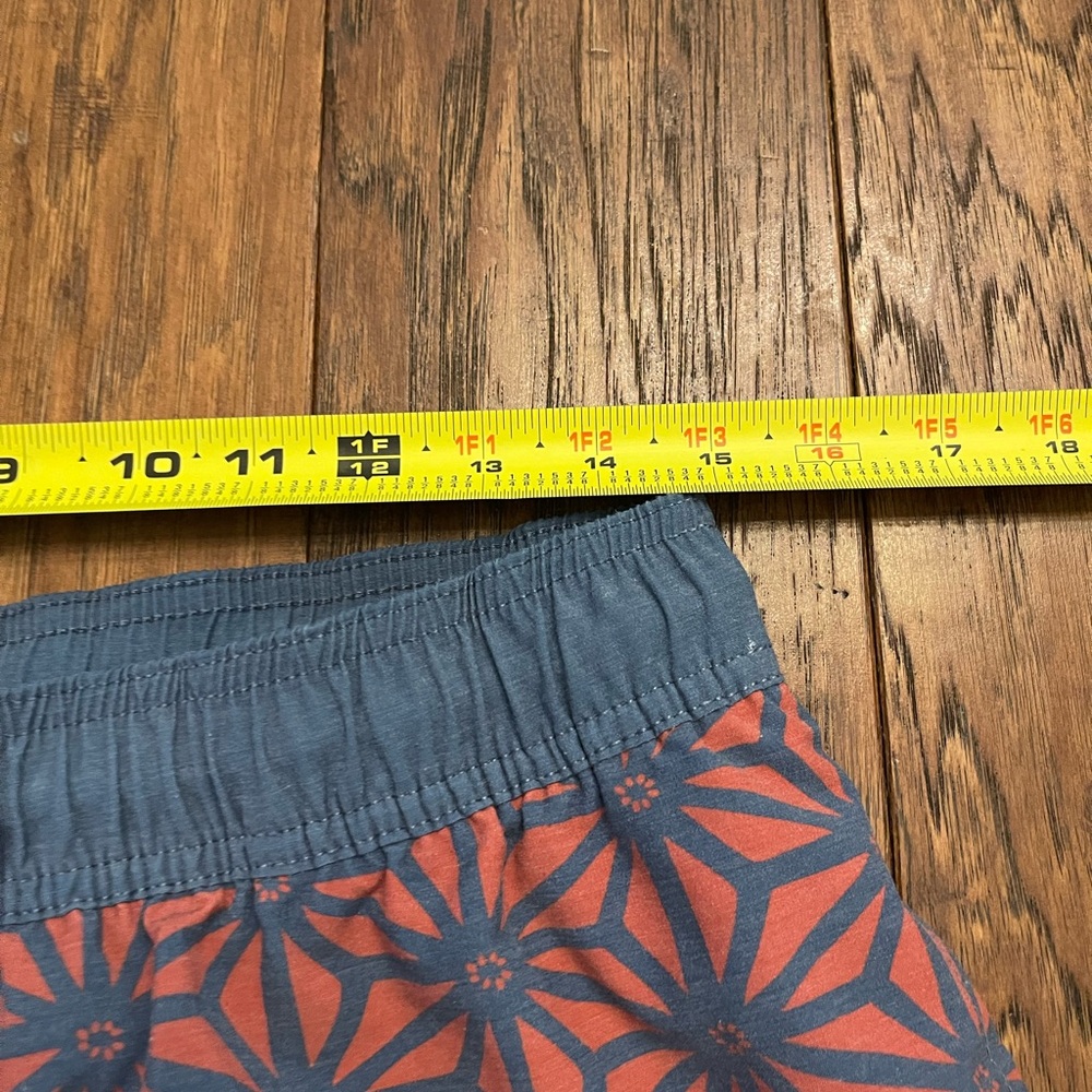 Faherty Beacon Swim Trunks - Picture 7 of 14